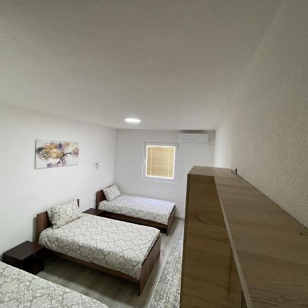 Hotel Vila 5 Prilep Exterior foto