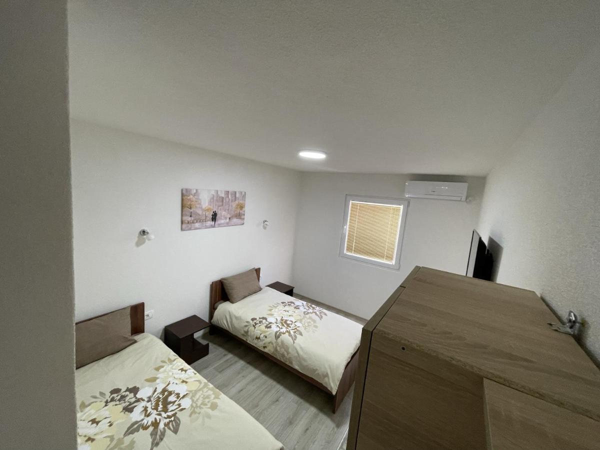 Hotel Vila 5 Prilep Exterior foto